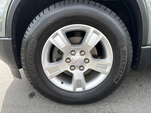 Used 2011 GMC Acadia SLE FWD image 9