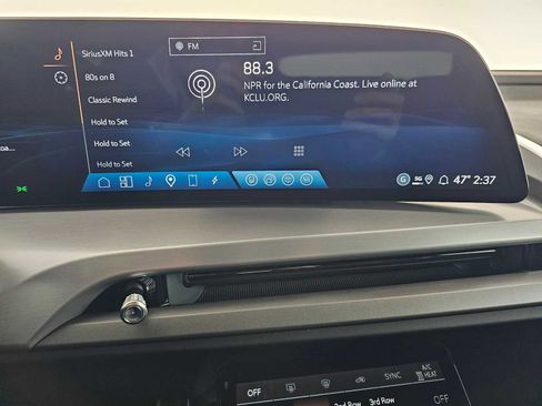 New 2026 Cadillac Vistiq Sport w/ LPO, Floor Liner Package AWD/4WD image 26