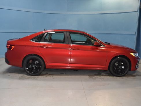 New 2026 Volkswagen Jetta SE image 18