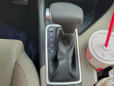 Used 2022 Kia Sportage Nightfall Edition image 27