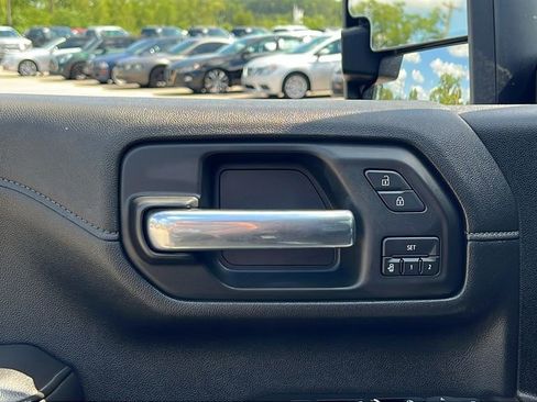 Used 2020 Chevrolet Silverado 2500 LTZ w/ LTZ Plus Package AWD/4WD image 11