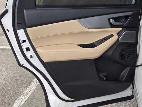 Certified 2026 Acura MDX FWD w/ Technology Package image 15