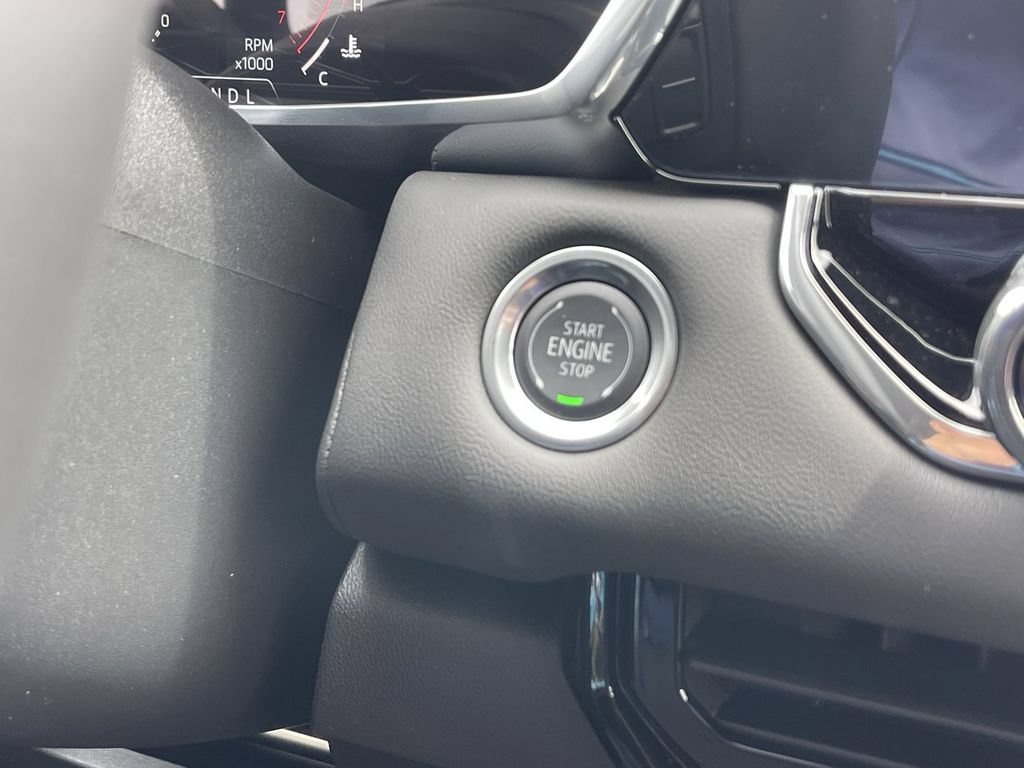 New 2026 GMC Canyon Elevation w/ Convenience Package RWD image 17