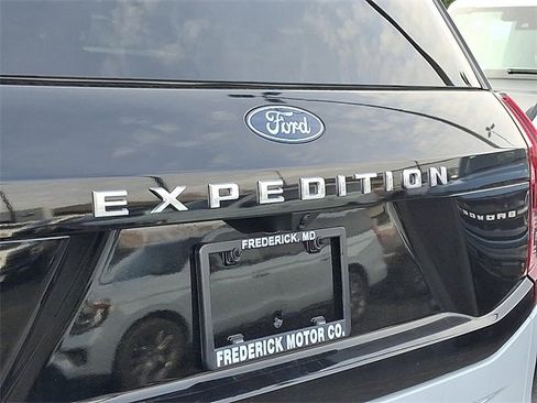 New 2025 Ford Expedition Max Active image 18