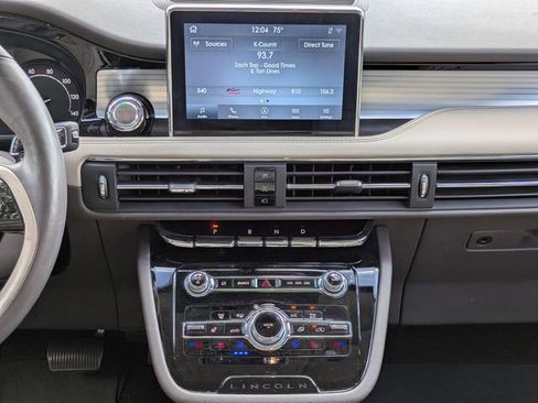 Certified 2021 Lincoln Corsair FWD w/ Premium Package image 12