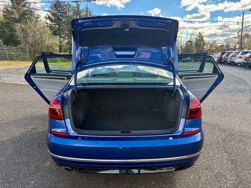 Used 2017 Volkswagen Passat 1.8T R-Line image 19