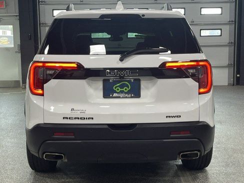 Certified 2023 GMC Acadia SLT w/ Elevation Edition AWD/4WD image 4