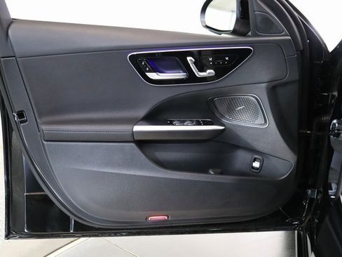 Used 2025 Mercedes-Benz C 300 C 300 image 18