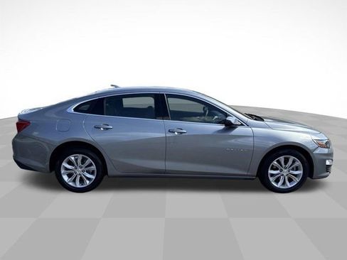 Used 2025 Chevrolet Malibu LT FWD image 4