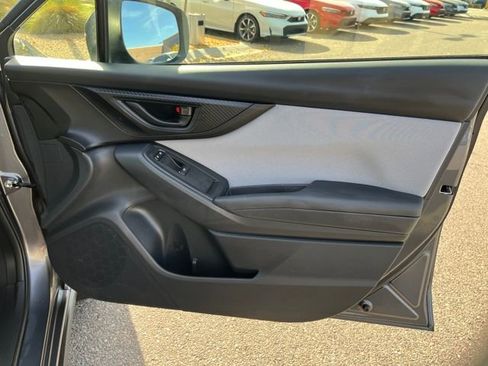 Used 2022 Subaru Crosstrek 2.0i Premium image 24