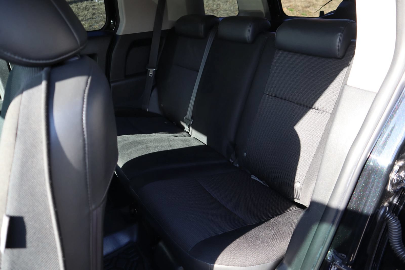 Used 2007 Toyota FJ Cruiser 4WD w/ Upgrade Pkg 1 image 11