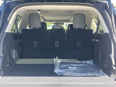 New 2027 Ford Expedition Max Active RWD image 21