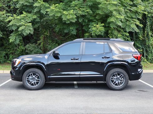 Used 2026 GMC Terrain AT4 w/ Convenience Package III AWD/4WD image 6