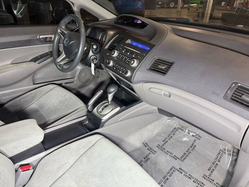 Used 2010 Honda Civic LX image 12