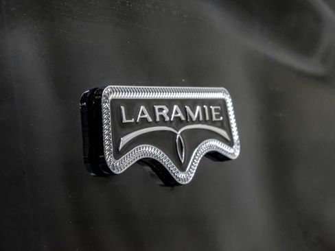 Used 2020 RAM 2500 Laramie w/ Night Edition image 46