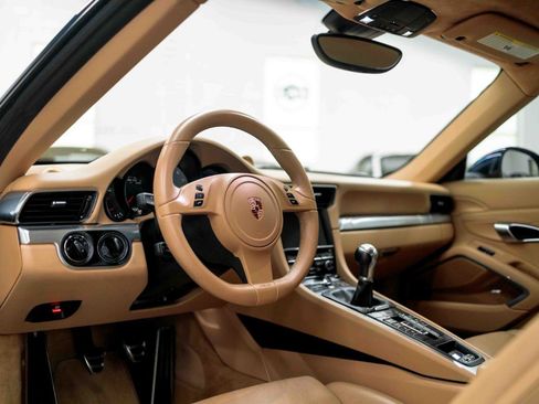 Used 2012 Porsche 911 Carrera S RWD image 2