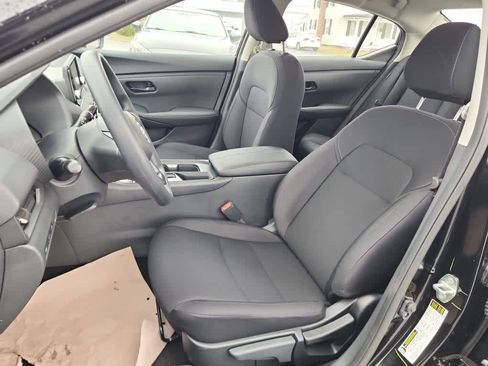 New 2025 Nissan Sentra S image 10