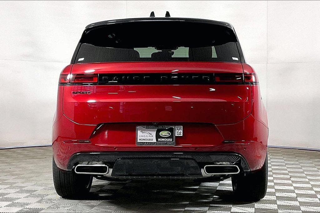 New 2026 Land Rover Range Rover Sport Dynamic SE AWD/4WD image 3