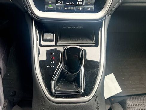 Used 2023 Subaru Outback Premium image 21