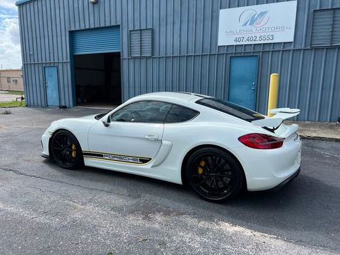 Used 2016 Porsche Cayman GT4 image 42