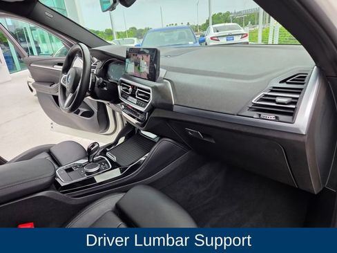 Used 2023 BMW X4 xDrive30i w/ M Sport Package AWD/4WD image 25