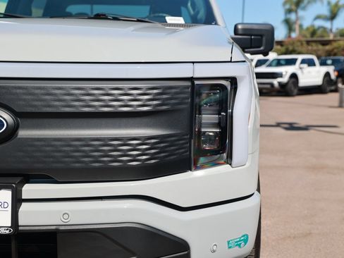 Used 2024 Ford F150 Lightning Flash AWD/4WD image 8
