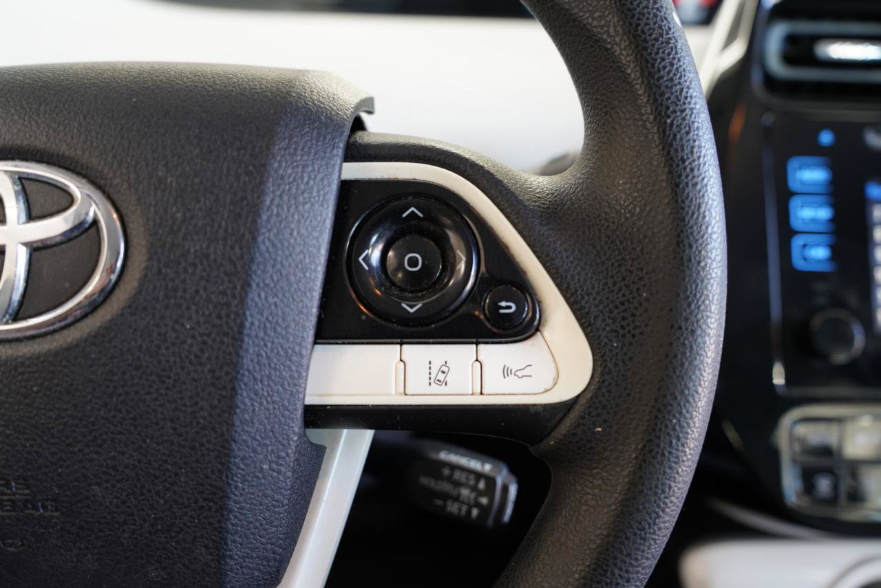 Used 2017 Toyota Prius Two w/ Prius Two Safety Plus Package FWD image 14