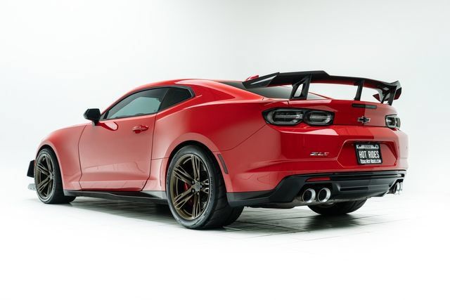 Used 2020 Chevrolet Camaro ZL1 RWD image 16