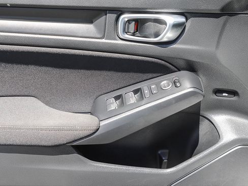 Certified 2025 Honda Civic LX image 24