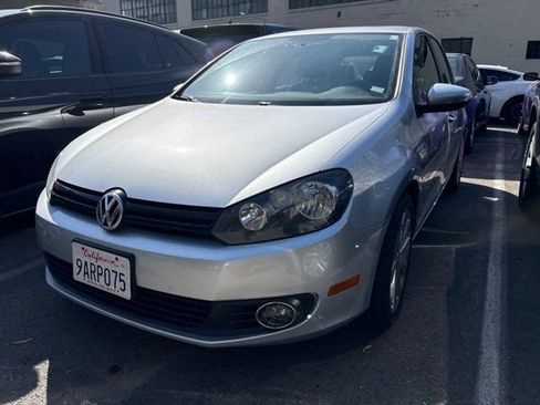 Used 2014 Volkswagen Golf TDI FWD image 2