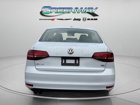 Used 2017 Volkswagen Jetta S FWD image 3