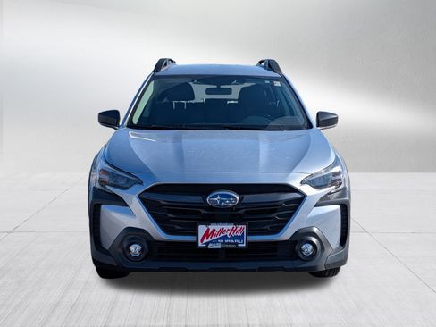 Certified 2025 Subaru Outback image 2