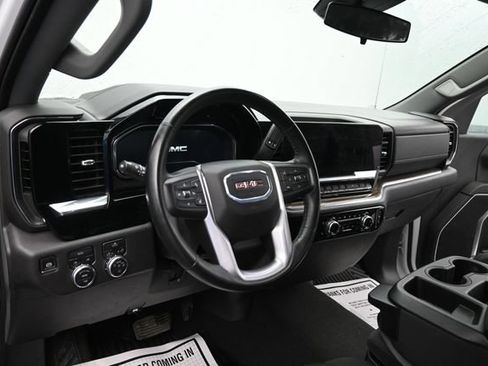 Used 2024 GMC Sierra 1500 Elevation AWD/4WD image 12