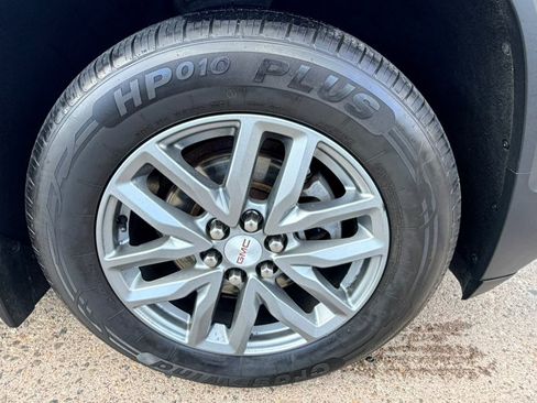 Used 2017 GMC Acadia SLT image 22