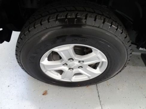 Certified 2022 Jeep Wrangler Unlimited Sport w/ Sun And Sound Package image 27