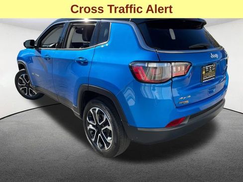 Used 2022 Jeep Compass Limited image 10