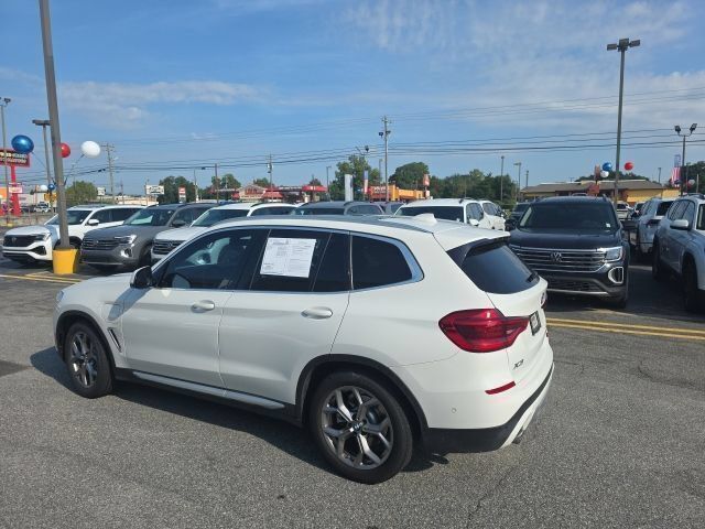 Used 2021 BMW X3 xDrive30e w/ Premium Package AWD/4WD image 4