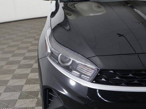 Used 2024 Kia Forte LX image 11