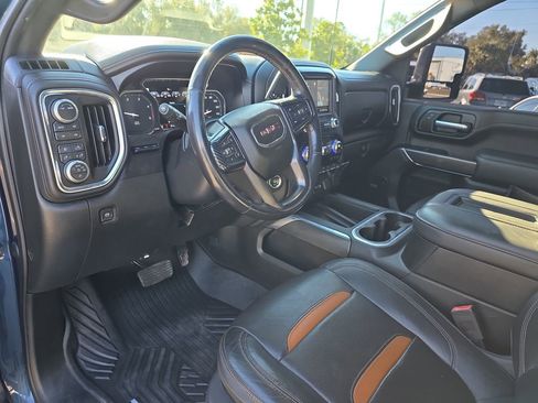 Used 2020 GMC Sierra 2500 AT4 w/ AT4 Premium Package image 23