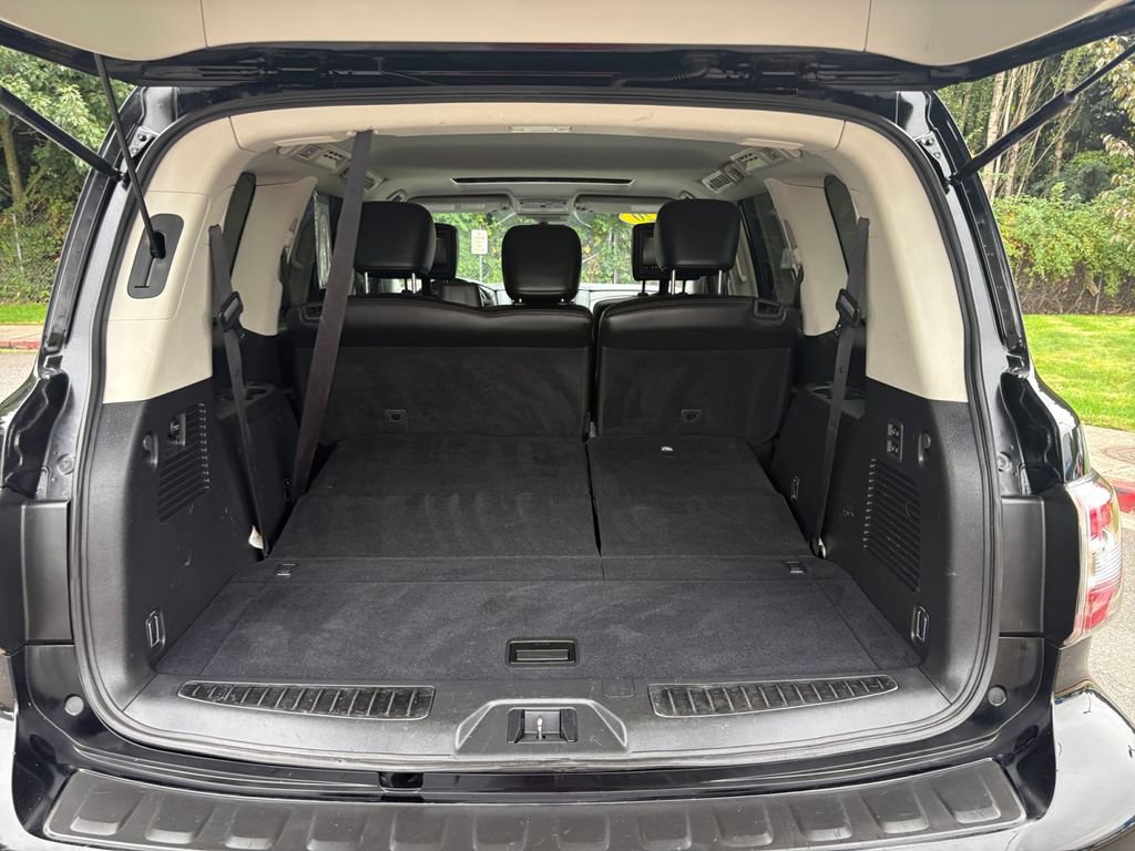 Used 2020 Nissan Armada Platinum AWD/4WD image 23
