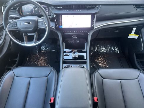 New 2026 Jeep Grand Cherokee L Limited image 3