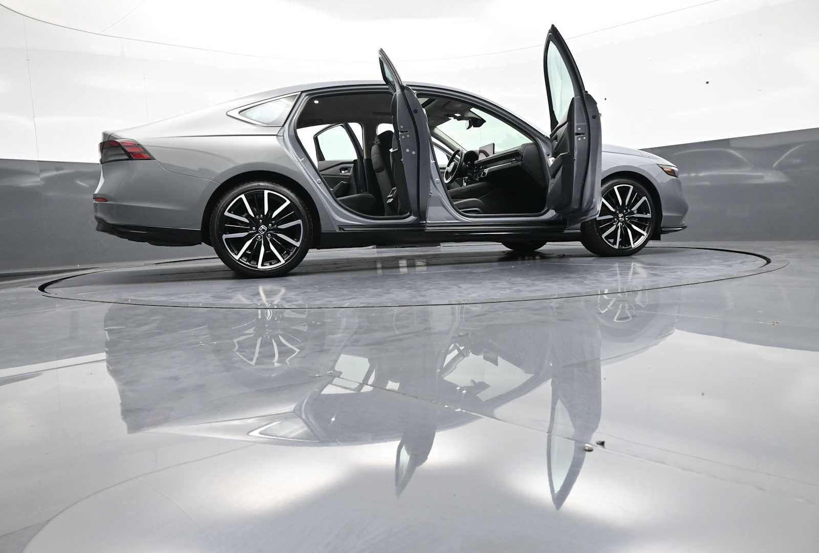 Used 2023 Honda Accord Touring image 64