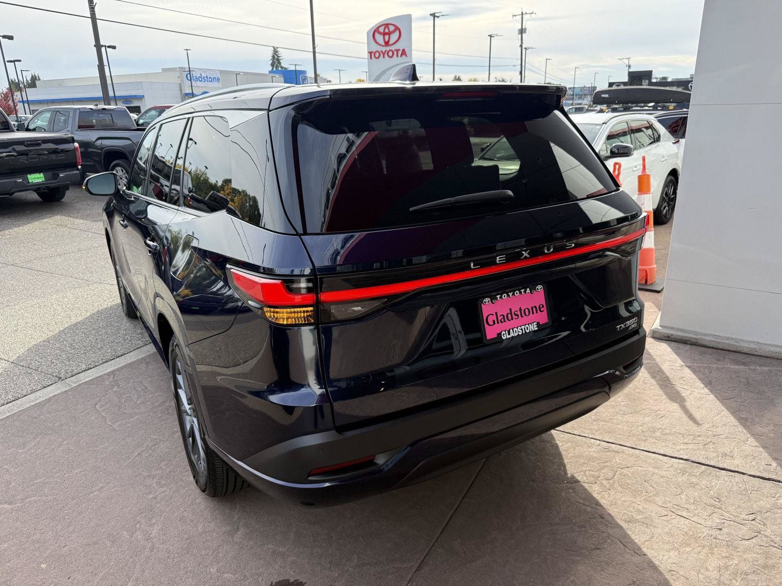 Used 2026 Lexus TX 350 AWD w/ Convenience Package image 4