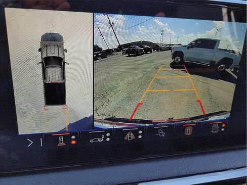 New 2026 GMC Sierra 2500 AT4 w/ AT4 Premium Plus Package image 18