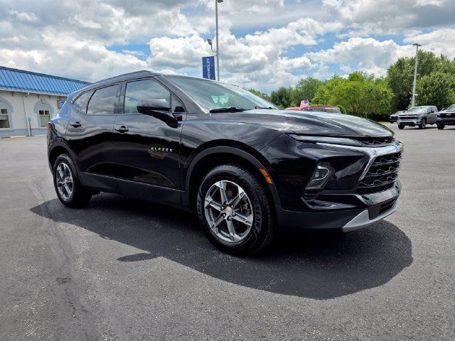 Used 2023 Chevrolet Blazer LT w/ Convenience Package AWD/4WD image 5