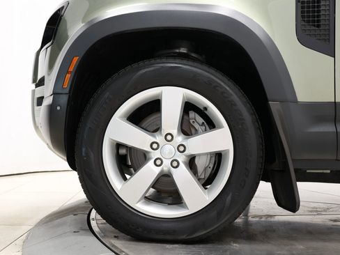 Used 2022 Land Rover Defender 110 SE image 96