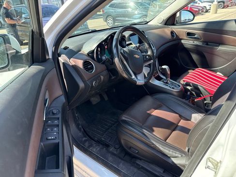 Used 2015 Chevrolet Cruze LT w/ RS Package FWD image 10