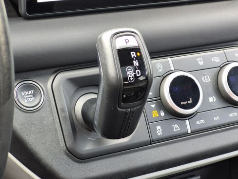 Certified 2024 Land Rover Defender 110 S AWD/4WD image 18