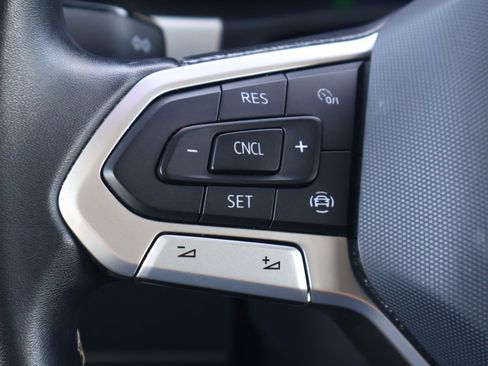 Used 2023 Volkswagen Atlas SE image 21