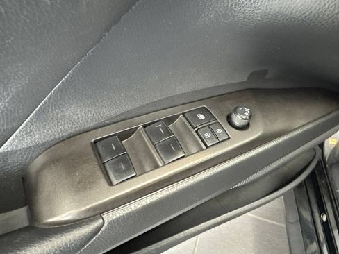 Used 2023 Toyota Camry LE FWD image 36